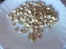 Пошаговое фото рецепта «Цельнозерновой батон с изюмом и орехами»
