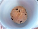 Пошаговое фото рецепта «Цельнозерновой батон с изюмом и орехами»