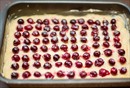Пошаговое фото рецепта «Дрожжевой пирог с вишней и посыпкой»