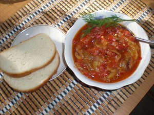 Фото рецепта «Закуска из жареных перцев и помидор»