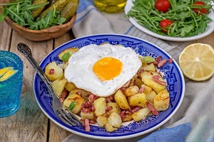 Фото рецепта «Сотэ из картофеля с беконом»