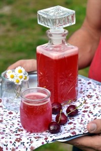 Фото рецепта «Игристый фруктовый коктейль (вишневый)»