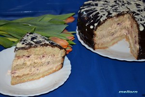 Фото рецепта «Торт со сливками и клубникой»