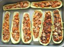 Пошаговое фото рецепта «Кабачки фаршированные курицей и сухариками»