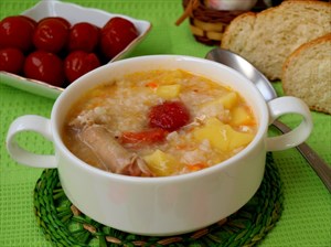 Фото рецепта «Куриный суп с маринованными помидорами»