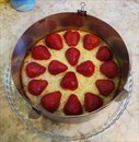 Пошаговое фото рецепта «Йогуртовый торт с клубникой»
