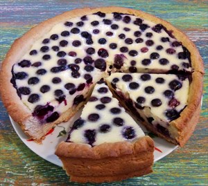 Фото рецепта «Пирог со сметанной заливкой»