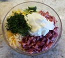 Пошаговое фото рецепта «Cалат с ветчиной, помидорами и сыром»