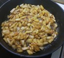 Пошаговое фото рецепта «Пирог с карамелизированными яблоками»