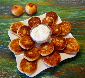 Фото рецепта «Яблочные сырники»