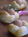 Фото-отзыв рецепта «Булочки с пасхальными яйцами»